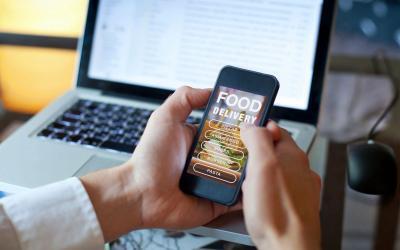 Four Trends Transforming Online Food Delivery: What You Need to Know Now